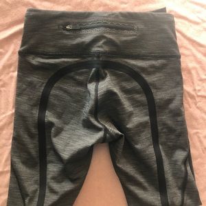 LULULEMON SIZE 2